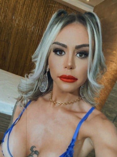 Escort trans Mikaely à Antibes