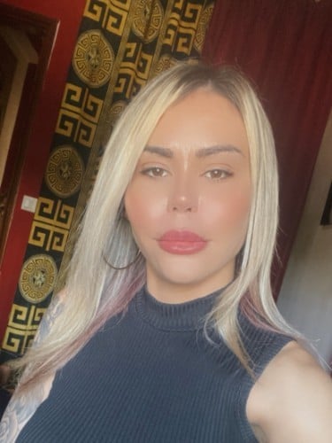 Escort trans Mikaely à Antibes