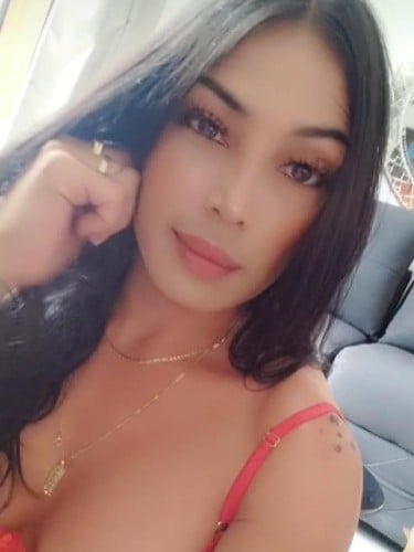 Escort trans Charlotte à Argenteuil