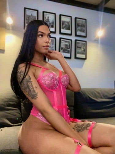 Escort trans Indira Sofia à Bastia