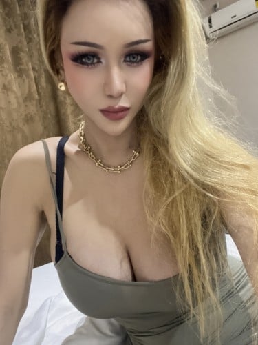 Escort trans Super Goddess Marina à Nantes