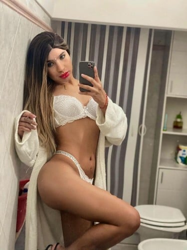 Escort trans Valentin à Brest