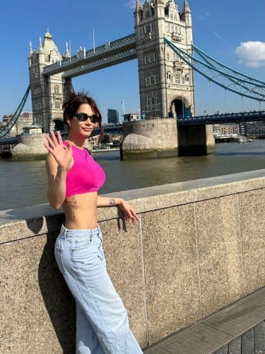 Escort trans Daniela gorgeous à Aix-en-Provence