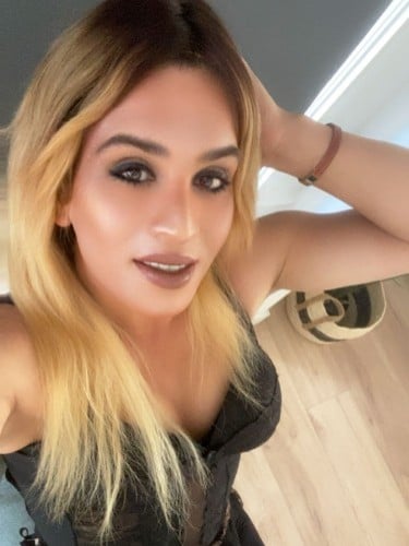 Escort trans Lolaseksi à Bayonne