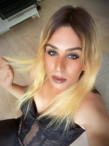 Escort trans Lolaseksi à Bayonne