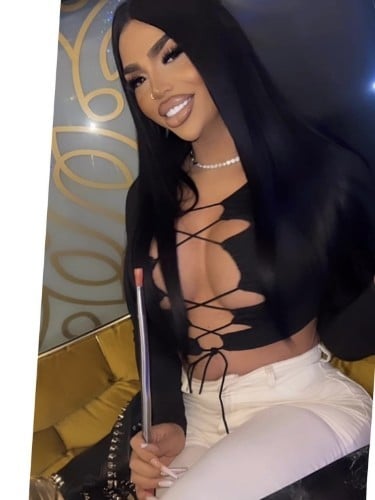 Escort trans NaomiRedGirl à Orléans