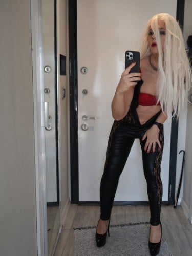 Escort trans CdSebnem à La Rochelle